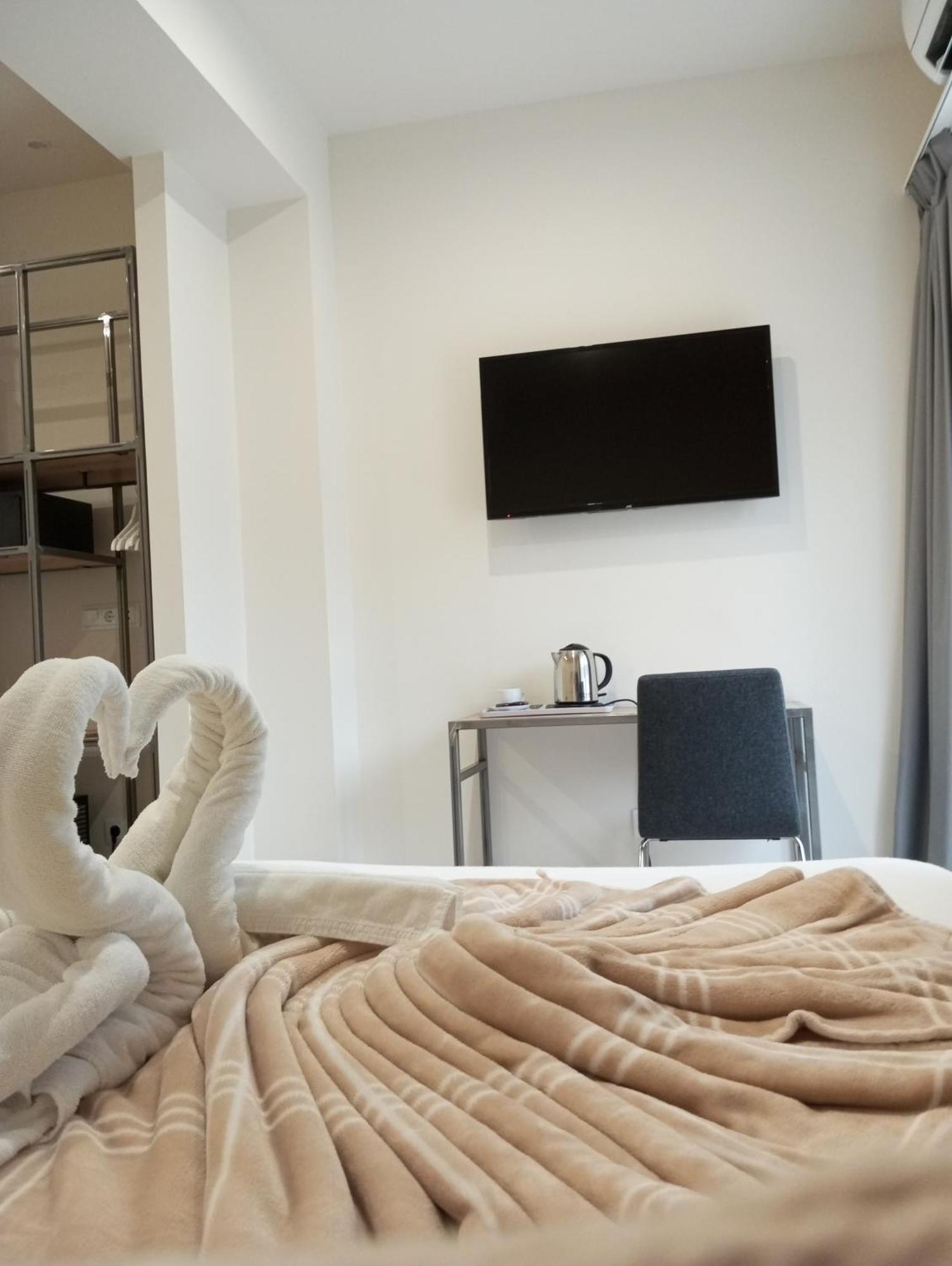 Hostal La Estacion Terrazas Madrid Bagian luar foto