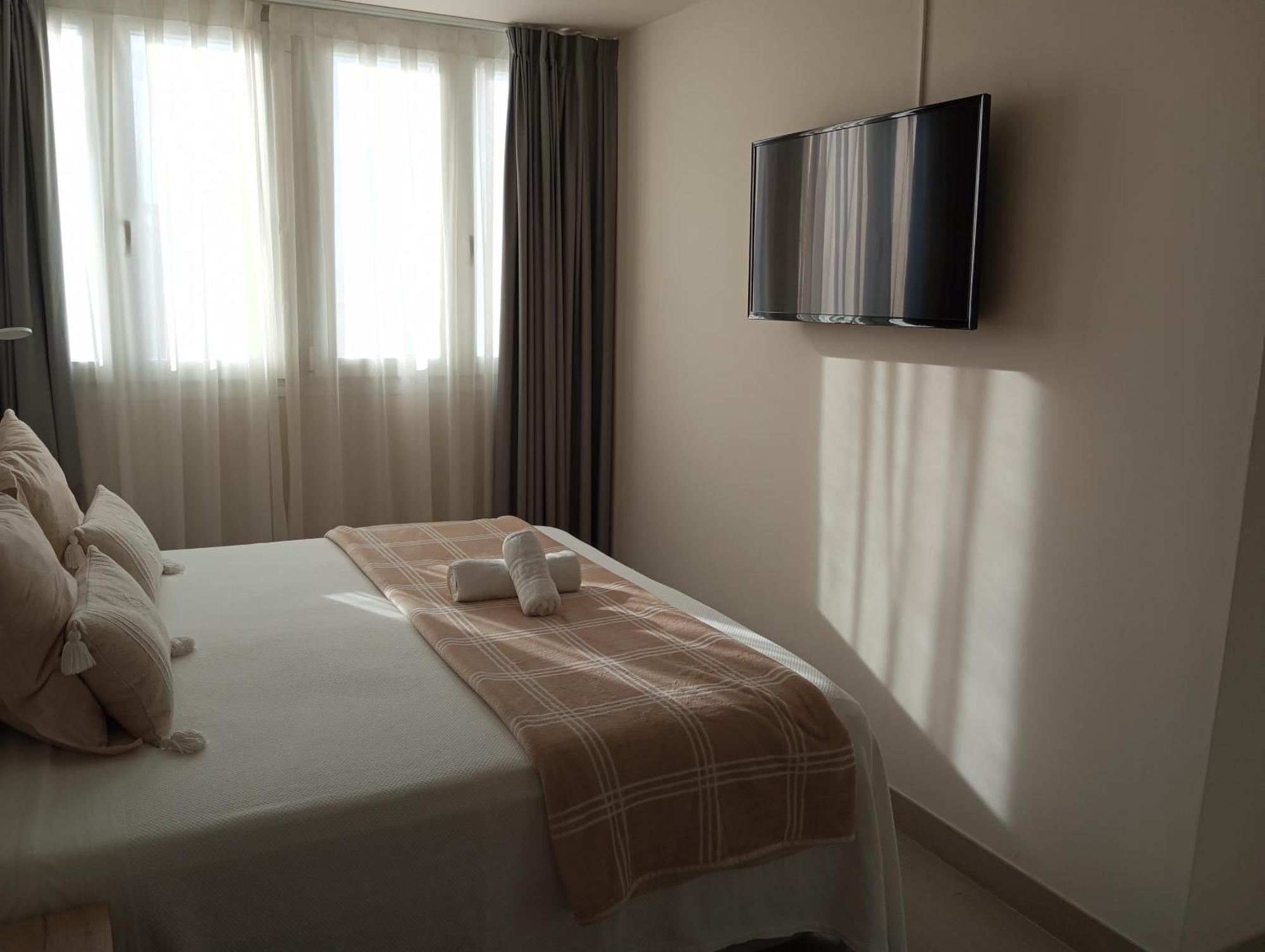 Hostal La Estacion Terrazas Madrid Bagian luar foto