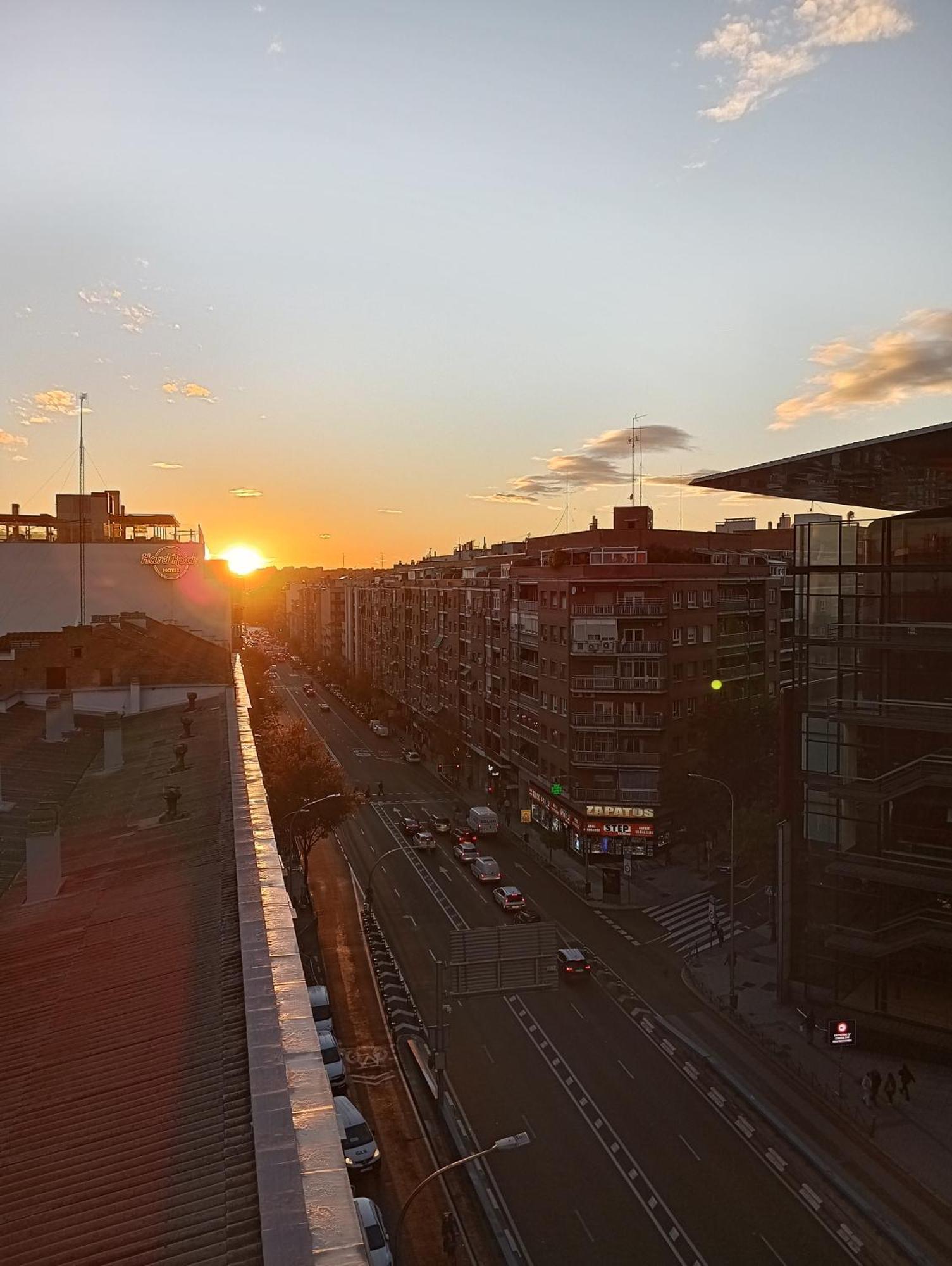 Hostal La Estacion Terrazas Madrid Bagian luar foto